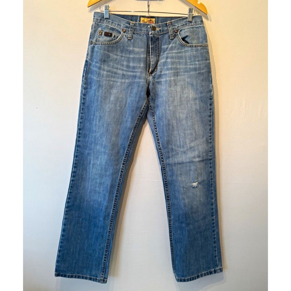 Wrangler 20X Style 02 Men’s Light Wash Blue Denim Straight Jeans 31x32